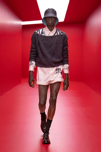 Look 19